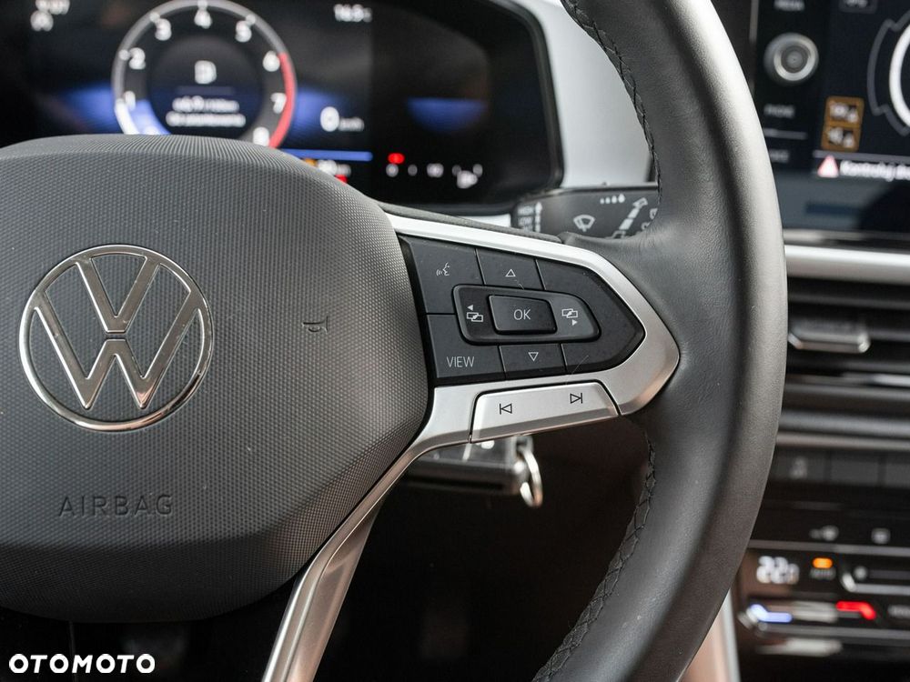 Volkswagen T-Roc - 15