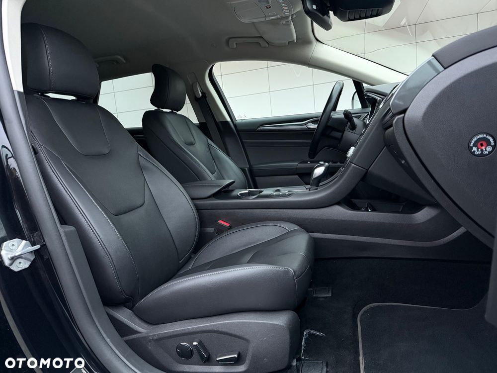 Ford Mondeo SW 2.0 Hybrid Titanium - 11