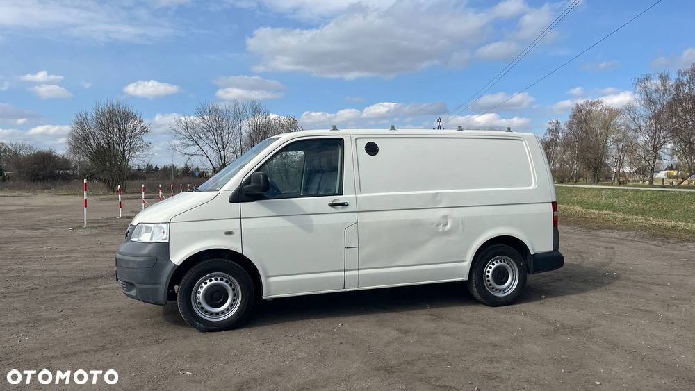 Volkswagen Transporter - 5