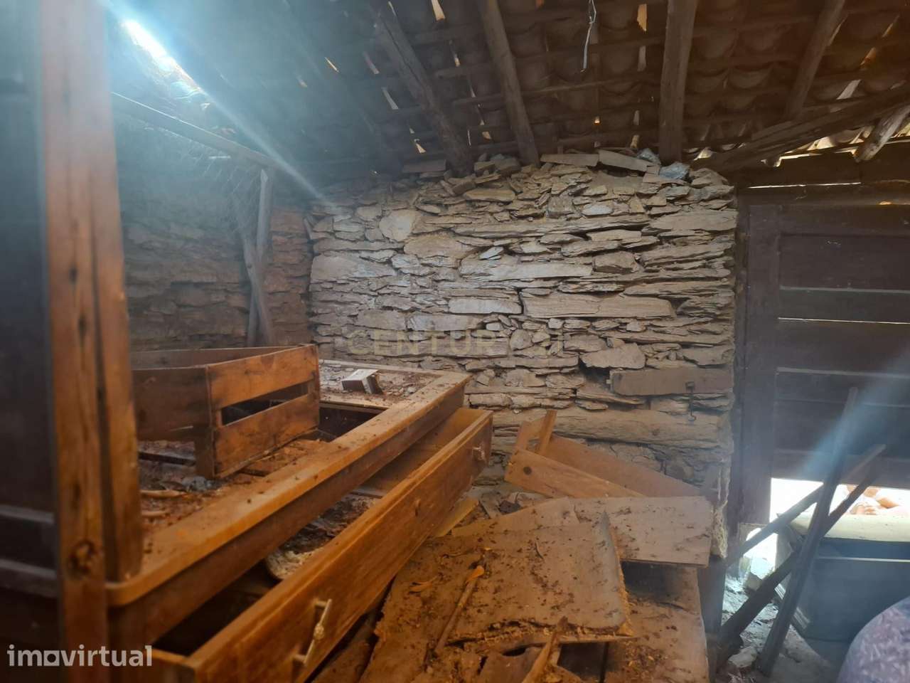 Arrecadação para Recuperação em Sarnadas de Ródão, Castelo Branco - Grande imagem: 2/10
