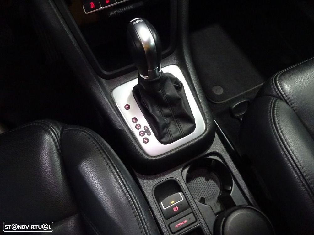 VW Sharan 2.0 TDI Confortline DSG - 27