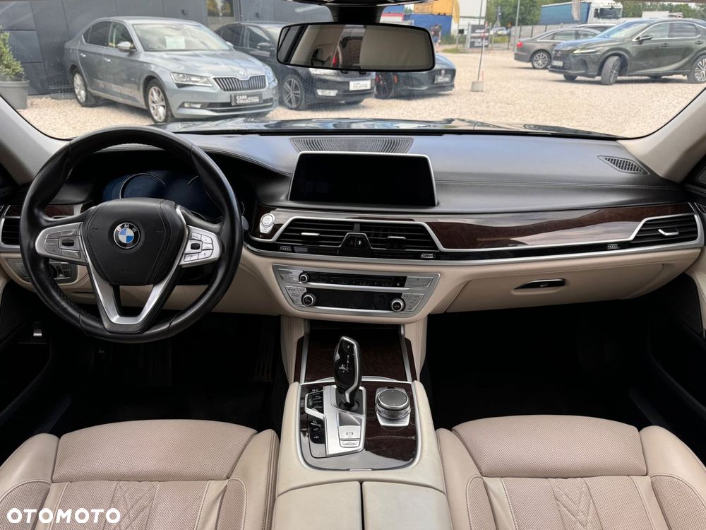 BMW Seria 7 - 14
