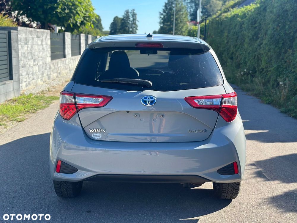 Toyota Yaris 1.5 VVT-i Selection - 8