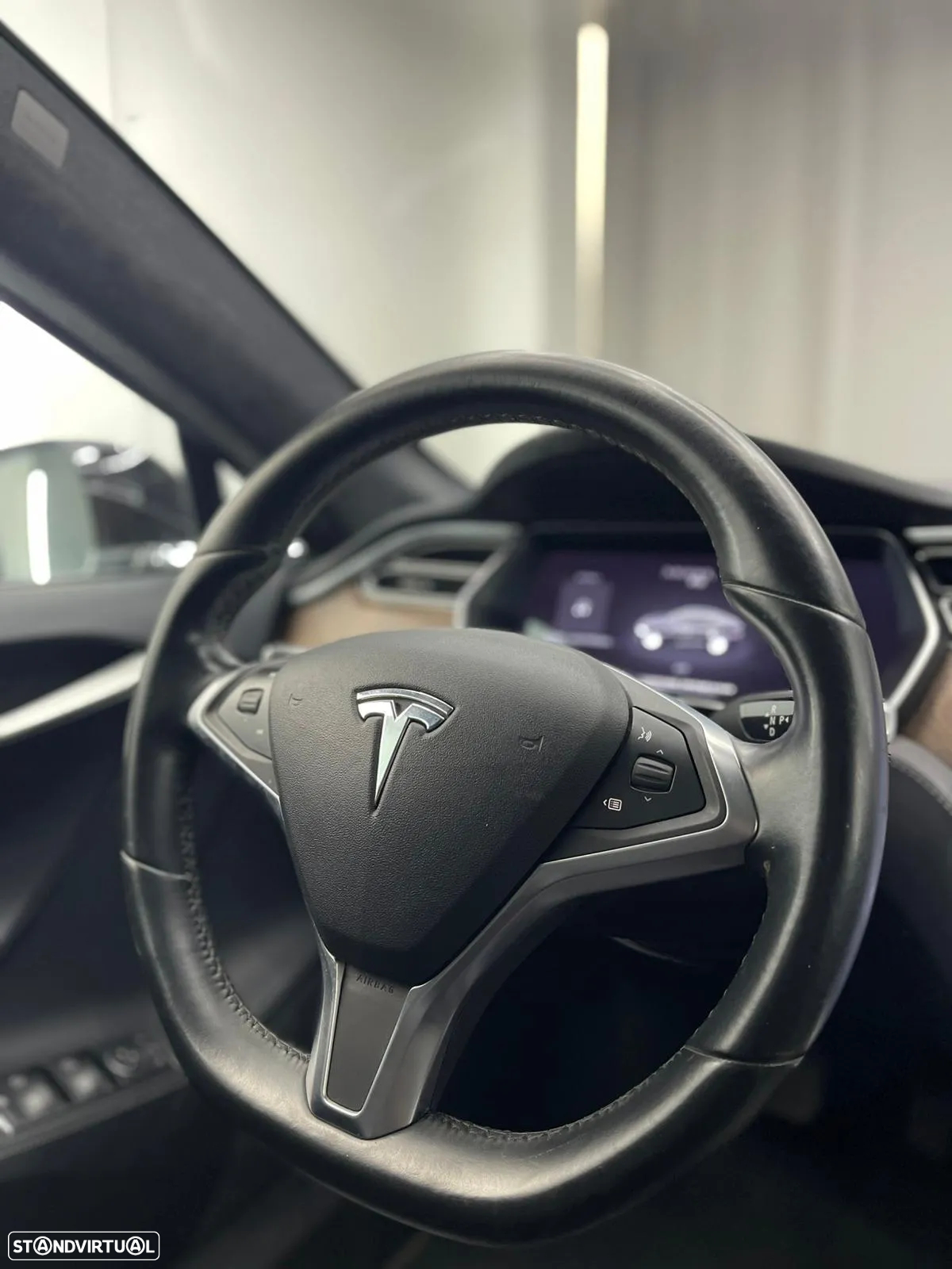 Tesla Model S 75 - 17