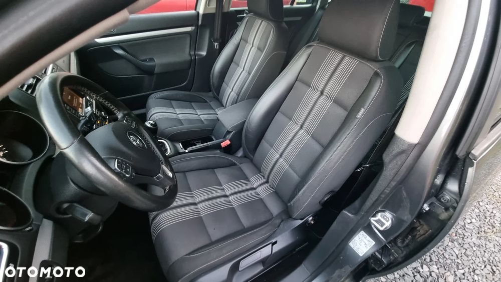 Volkswagen Golf 1.2 TSI MATCH - 15