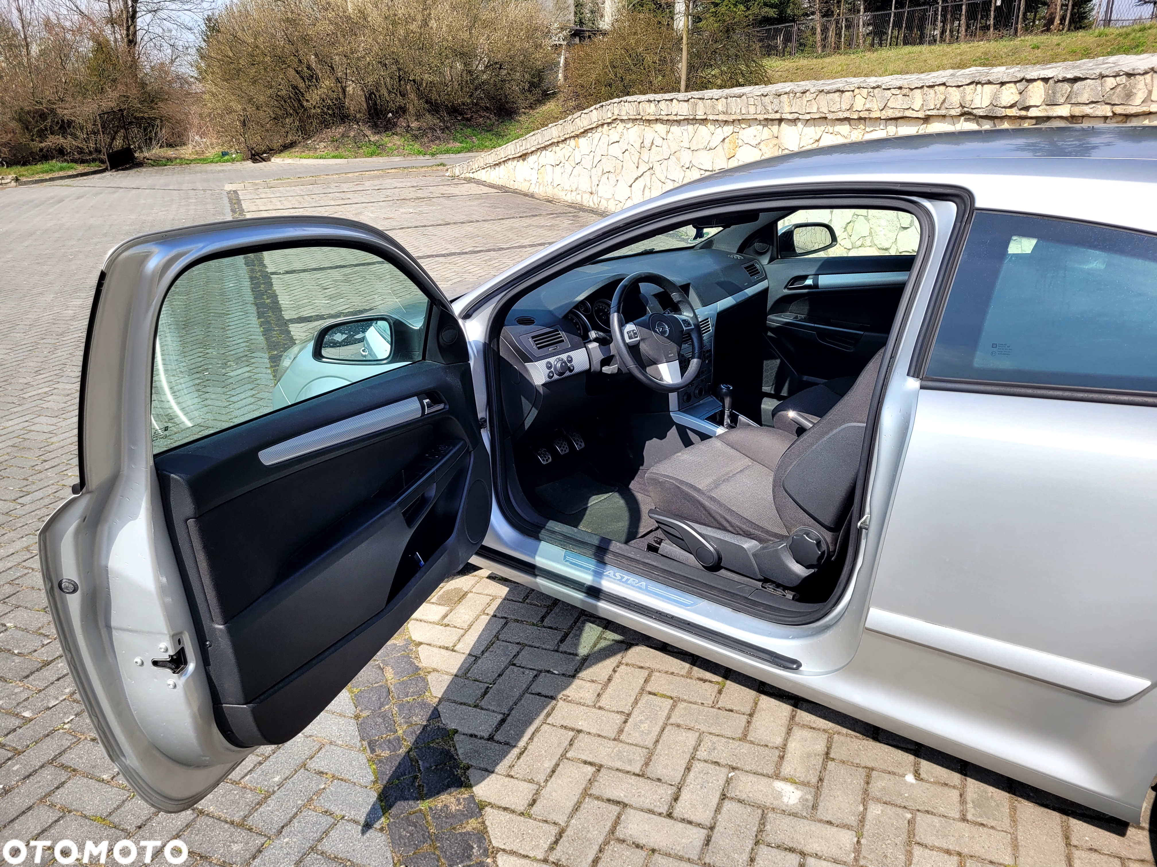 Opel Astra GTC 1.8 - 6