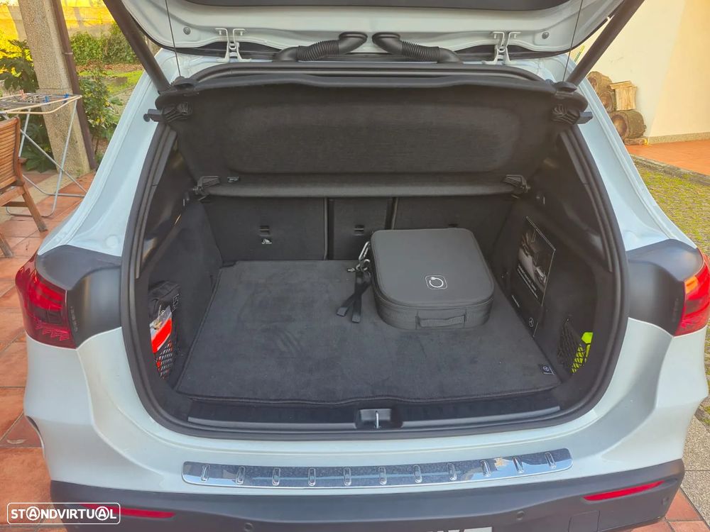 Mercedes-Benz EQA 350 4Matic AMG Line - 13