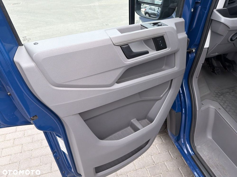 Volkswagen Crafter - 11