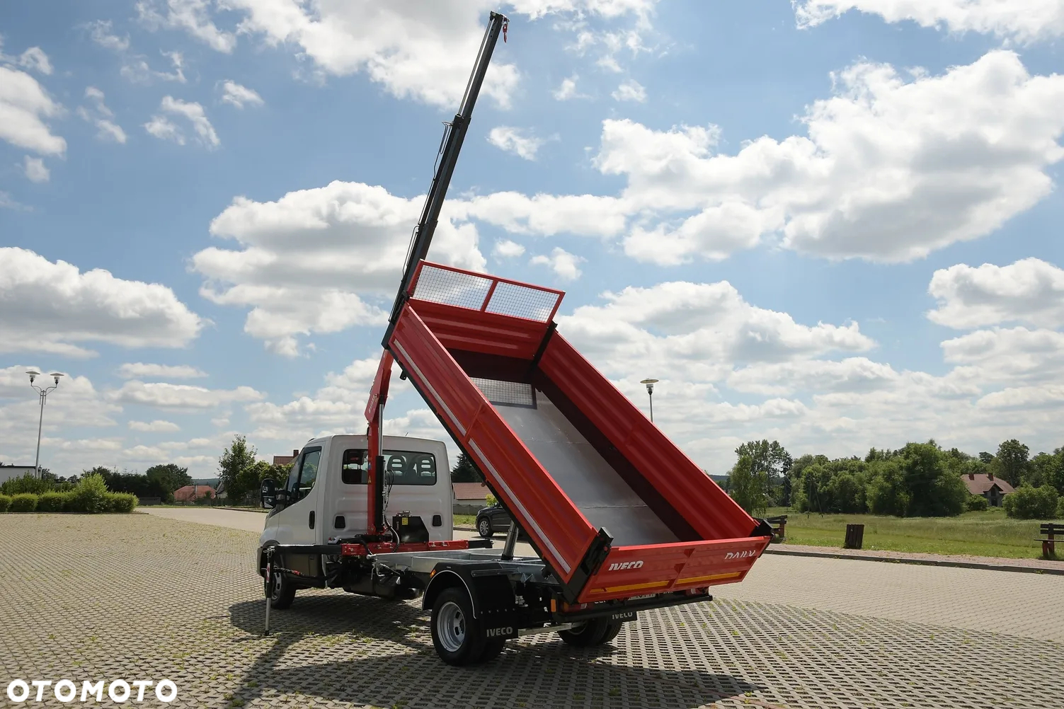 Iveco DAILY 35-180 3.0 HPI 180KM * HDS BEFARD * 2300 Udźwig * 60 tyś km! Wywrotka 3 str* Resor+Poduszka - 32