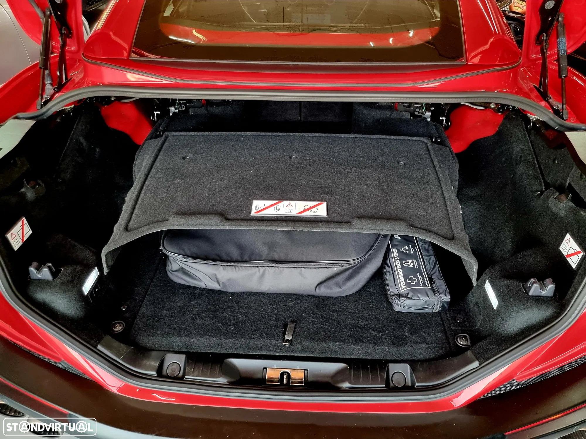 Ferrari Portofino Standard - 40