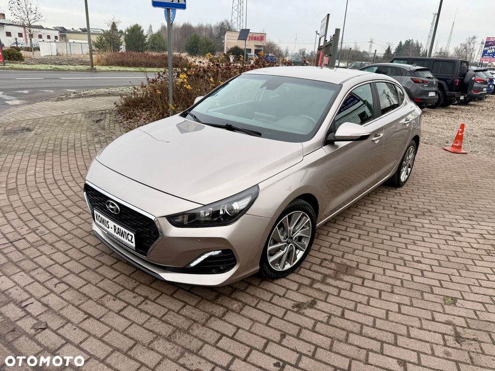 Hyundai i30 1.4 T-GDI Premiere Style - 1