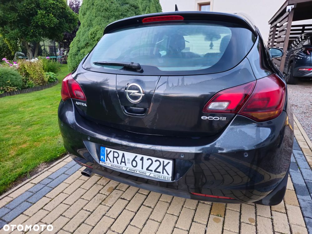 Opel Astra - 11