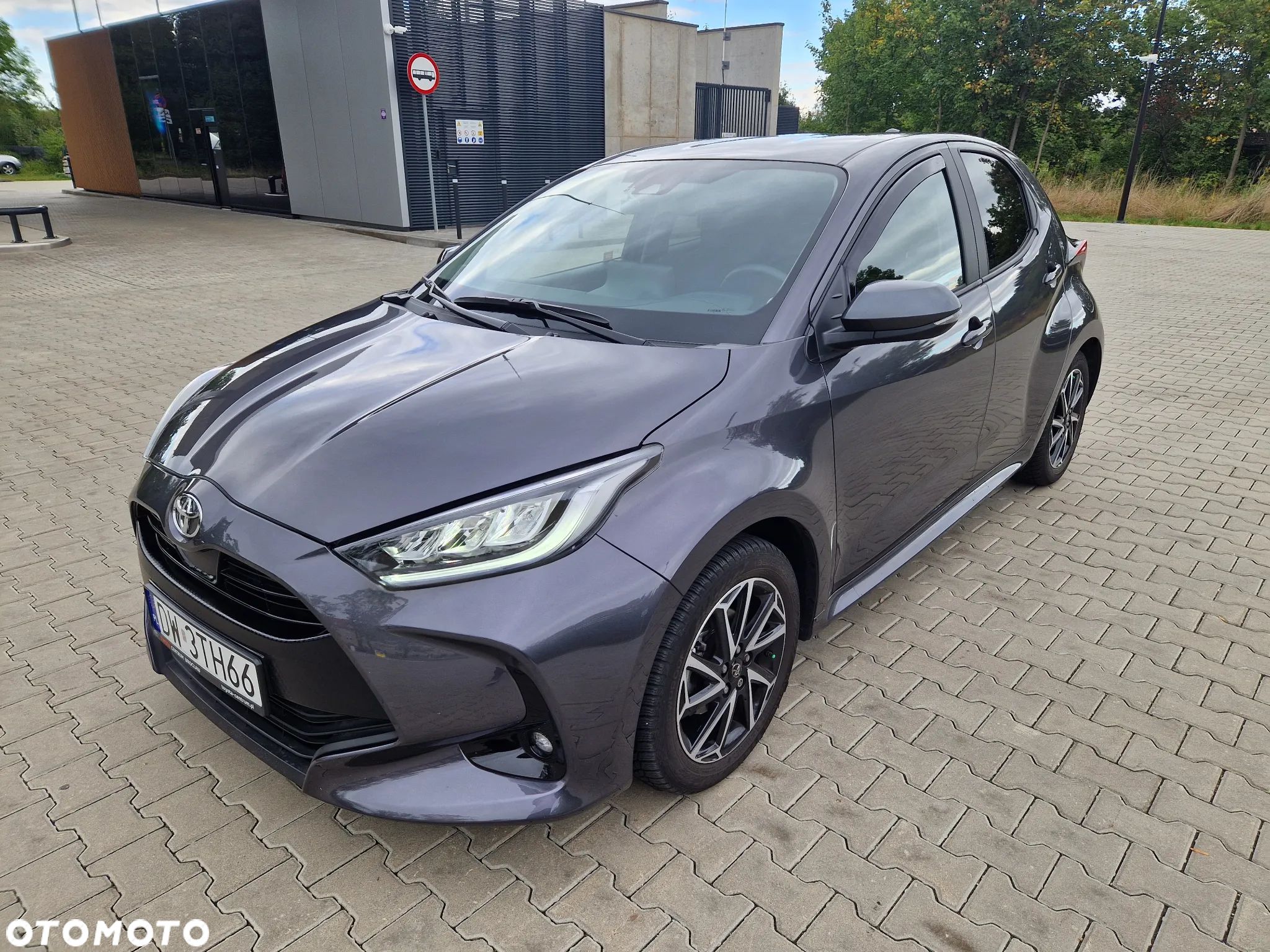 Toyota Yaris - 1