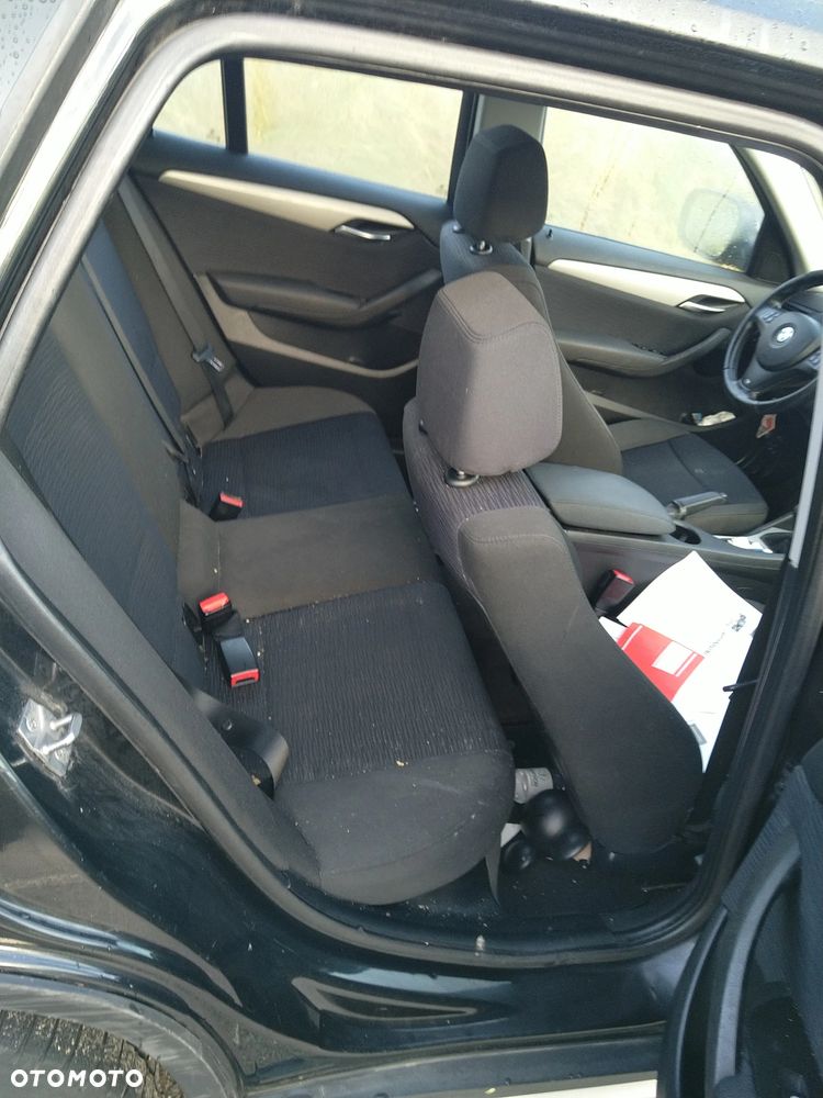 BMW X1 sDrive18d - 8