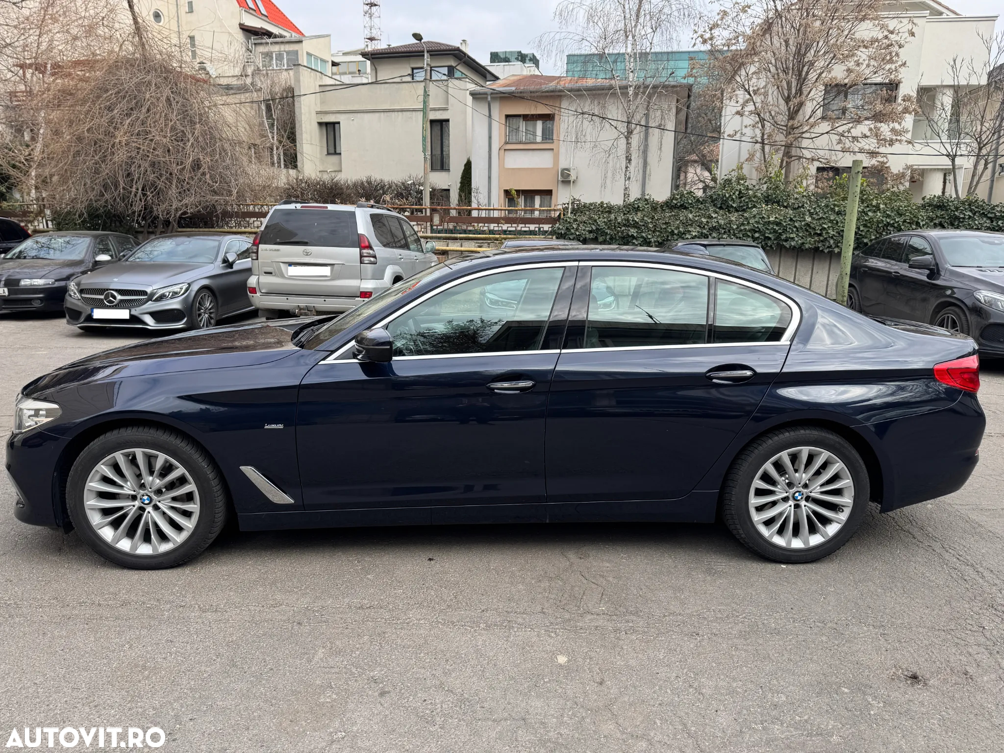 BMW Seria 5 530d xDrive AT - 3