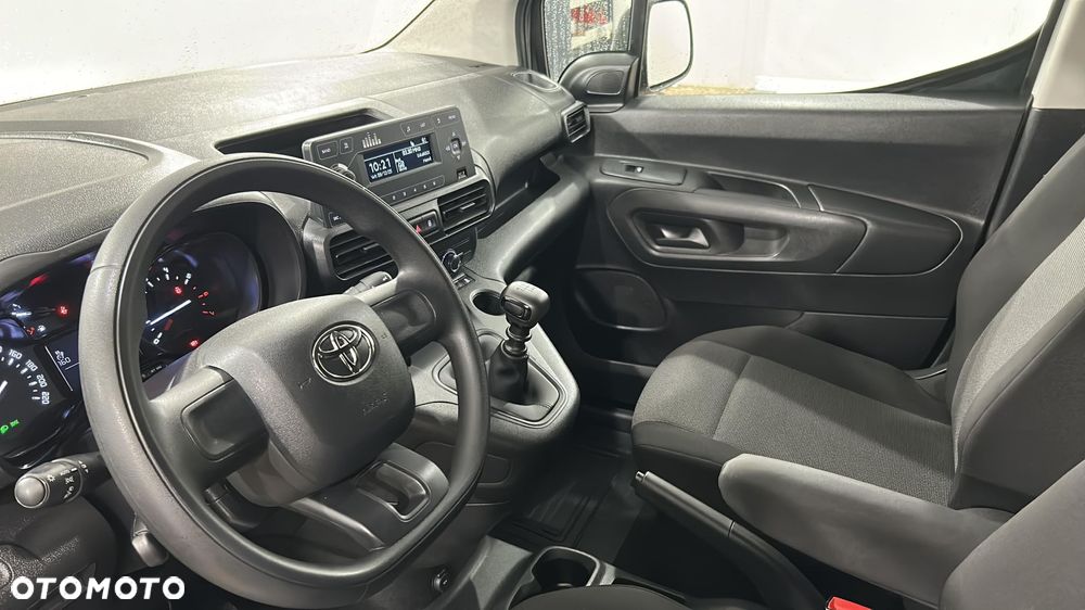 Toyota Proace City - 15