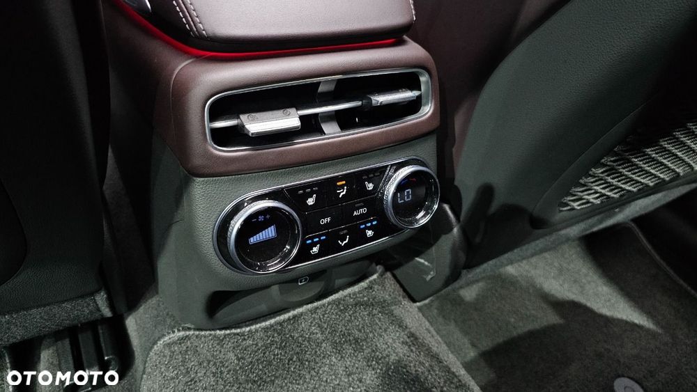 Genesis GV70 - 19