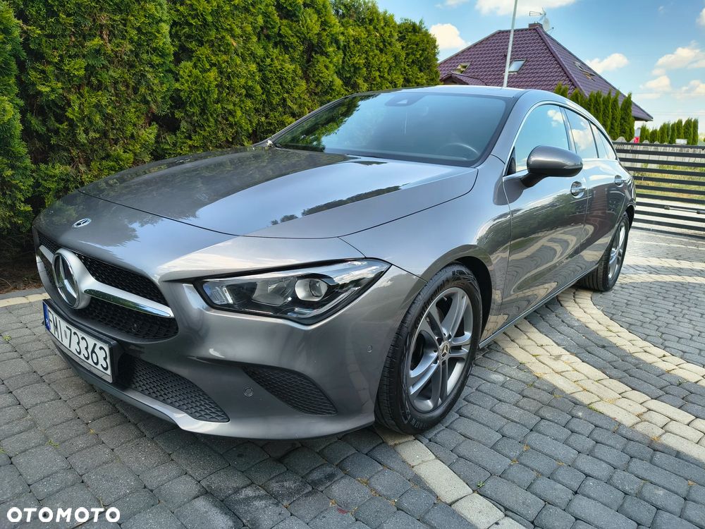 Mercedes-Benz CLA 180 7G-DCT - 7