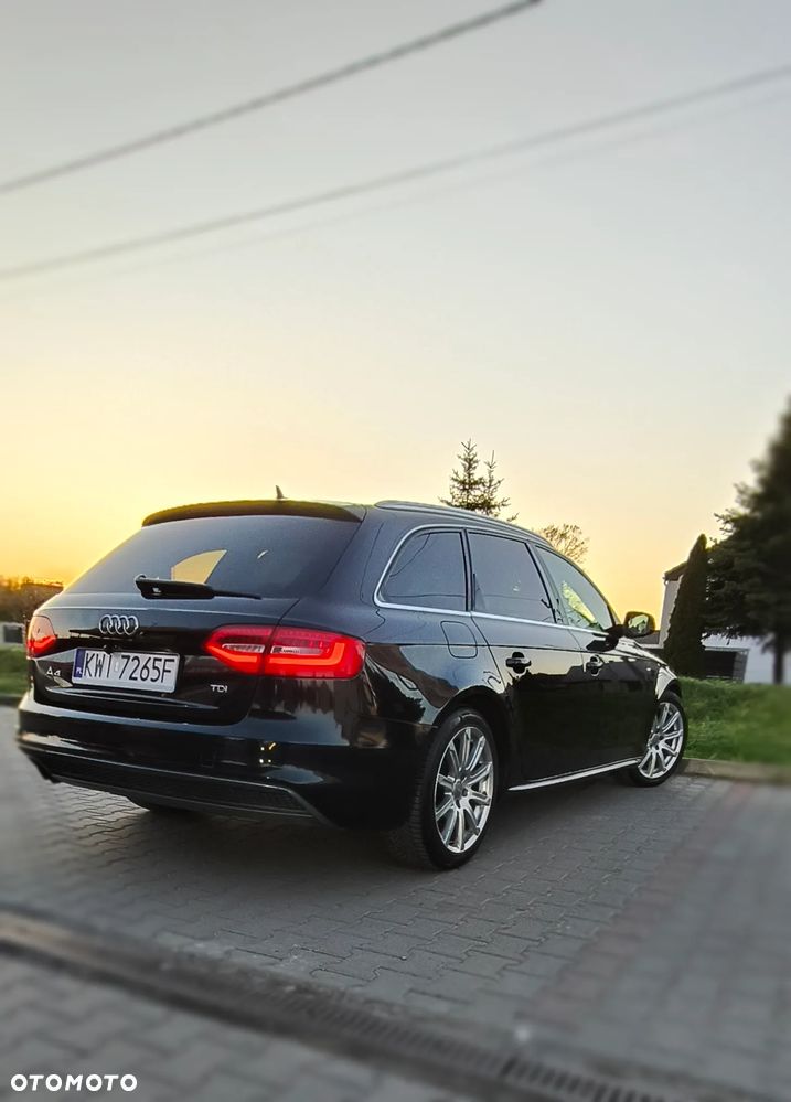 Audi A4 Avant 2.0 TDI ultra - 12