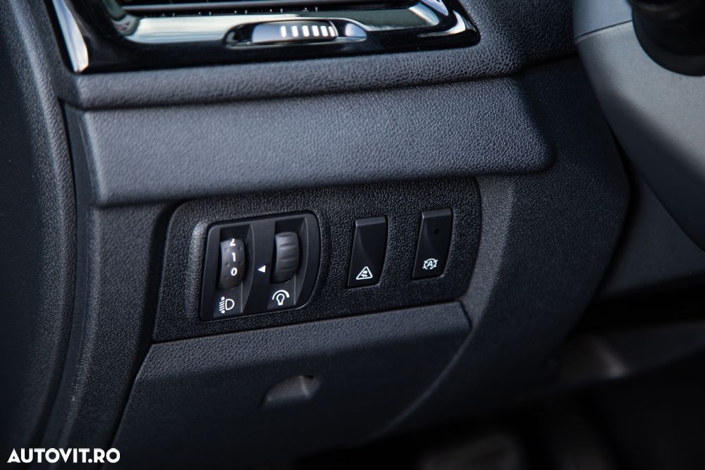 Renault Megane ENERGY dCi 130 Start & Stop Bose Edition - 13