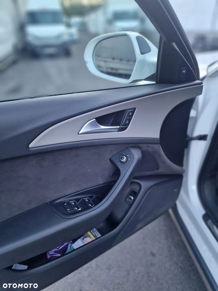 Audi A6 Allroad - 18