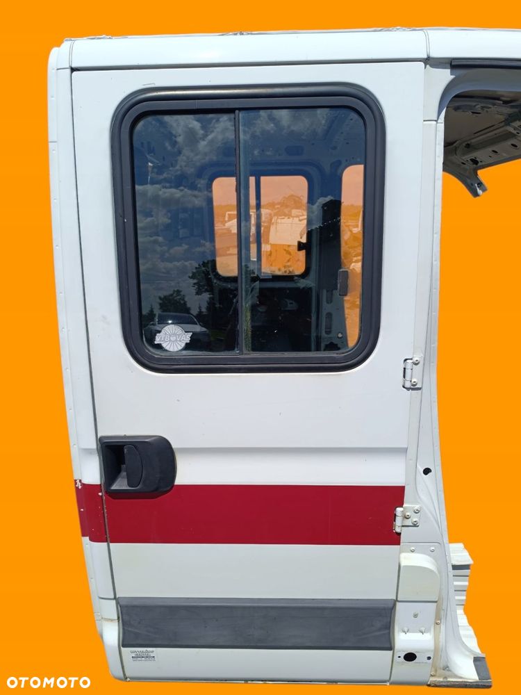 drzwi prawe tył dubel kabina doka iveco daily 99-14 master 98-10 - 1