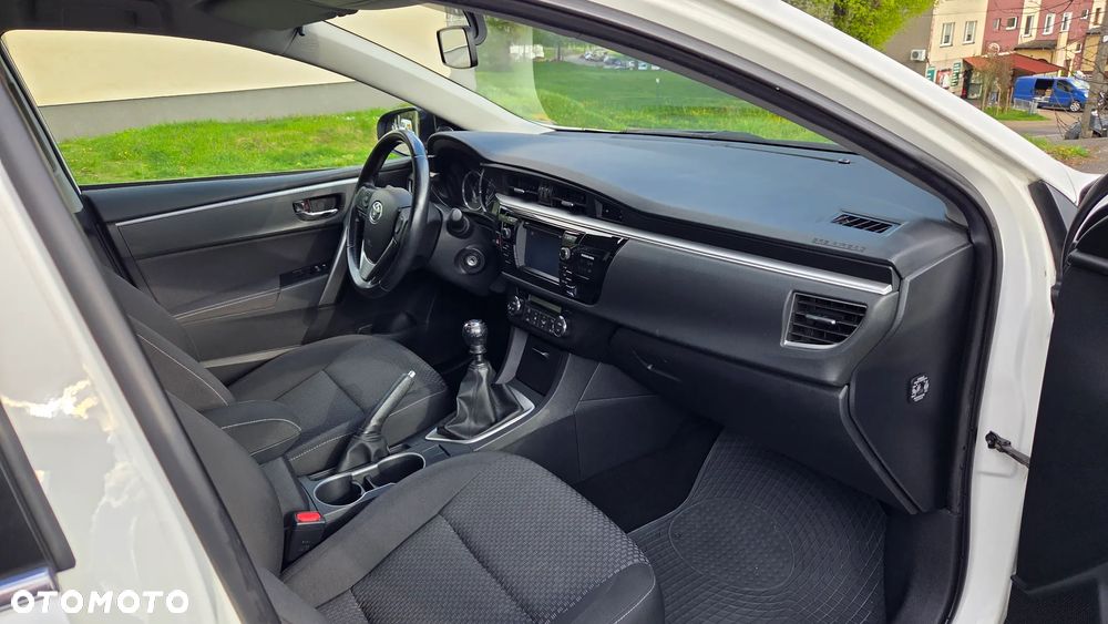 Toyota Corolla 1.6 Premium - 7