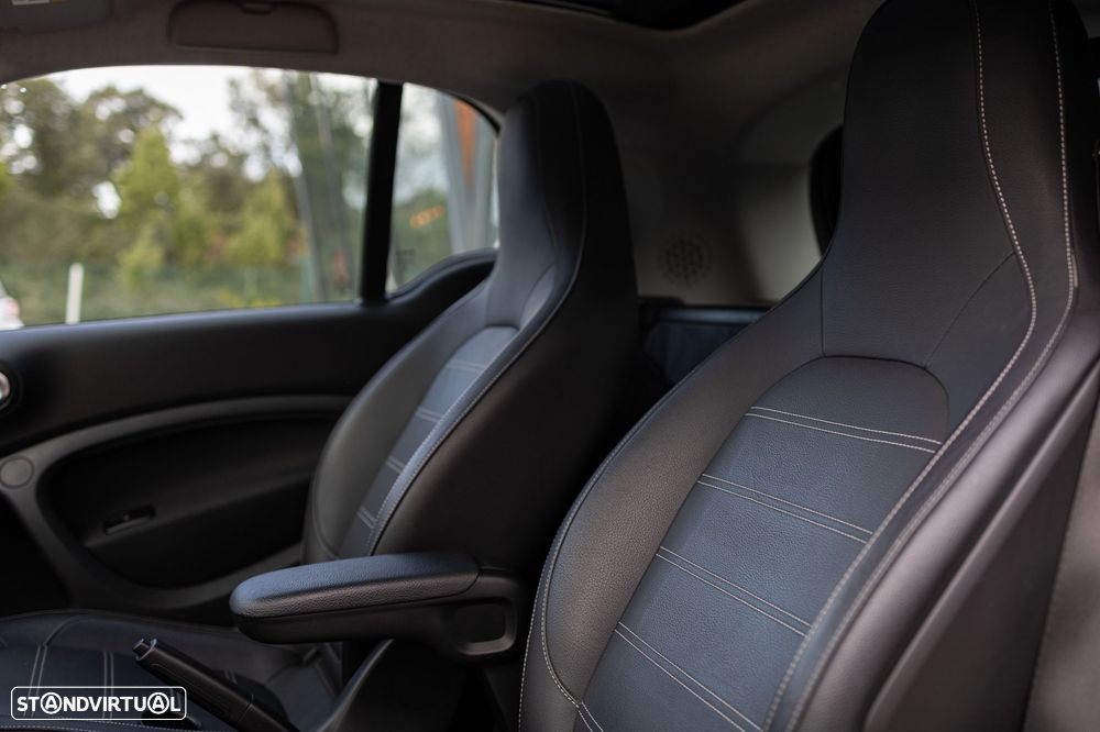 Smart ForTwo Coupé EQ passion edition nightsky - 13