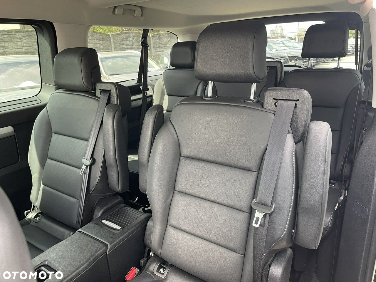 Toyota Proace Verso 2.0 D4-D Long VIP - 11