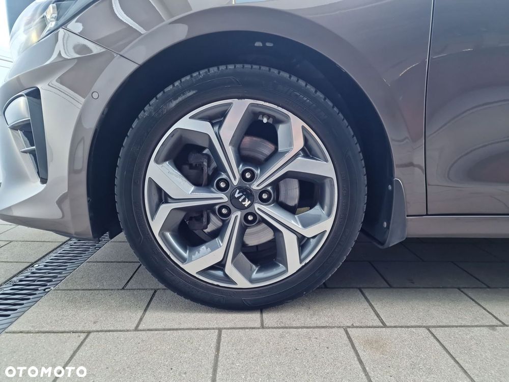 Kia Ceed 1.4 T-GDI L Business Line Plus DCT - 18