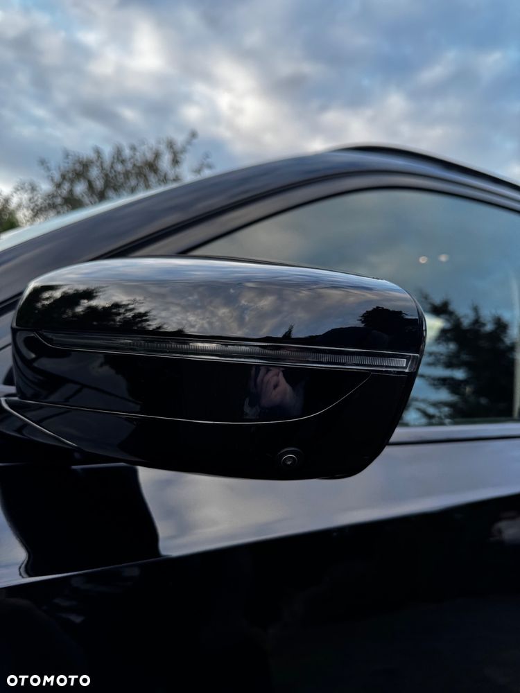 BMW Seria 3 330e PHEV sport - 13