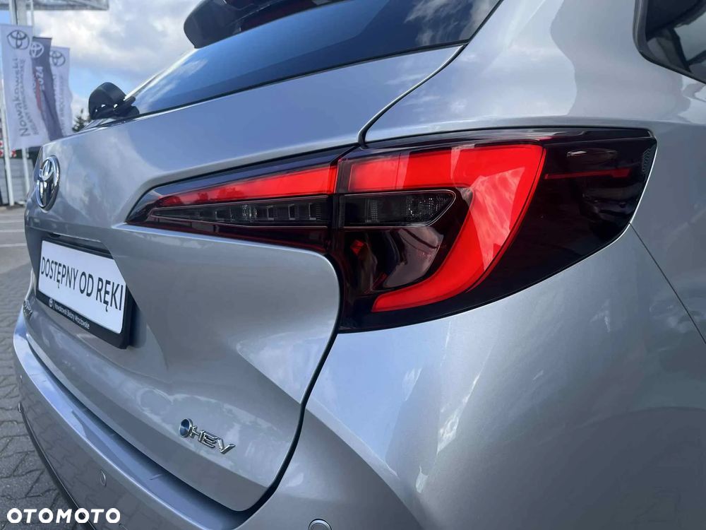 Toyota Corolla 1.8 Hybrid Comfort - 8