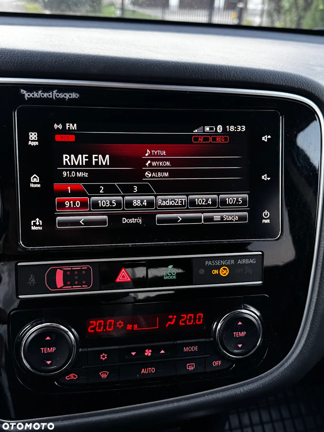 Mitsubishi Outlander 2.0 Instyle + 4WD CVT - 13