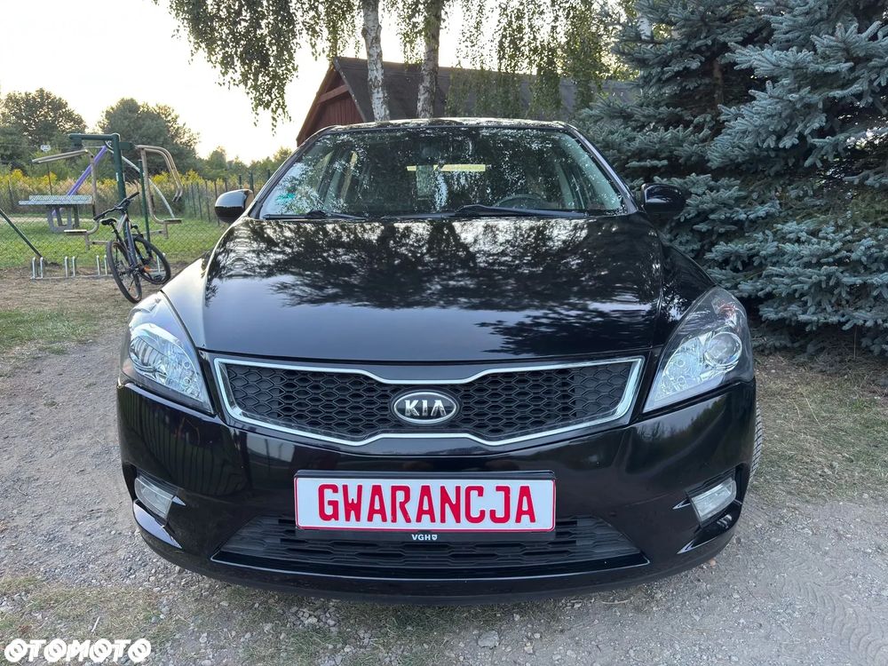 Kia Ceed 1.4 CVVT Dream-Team Edition - 21