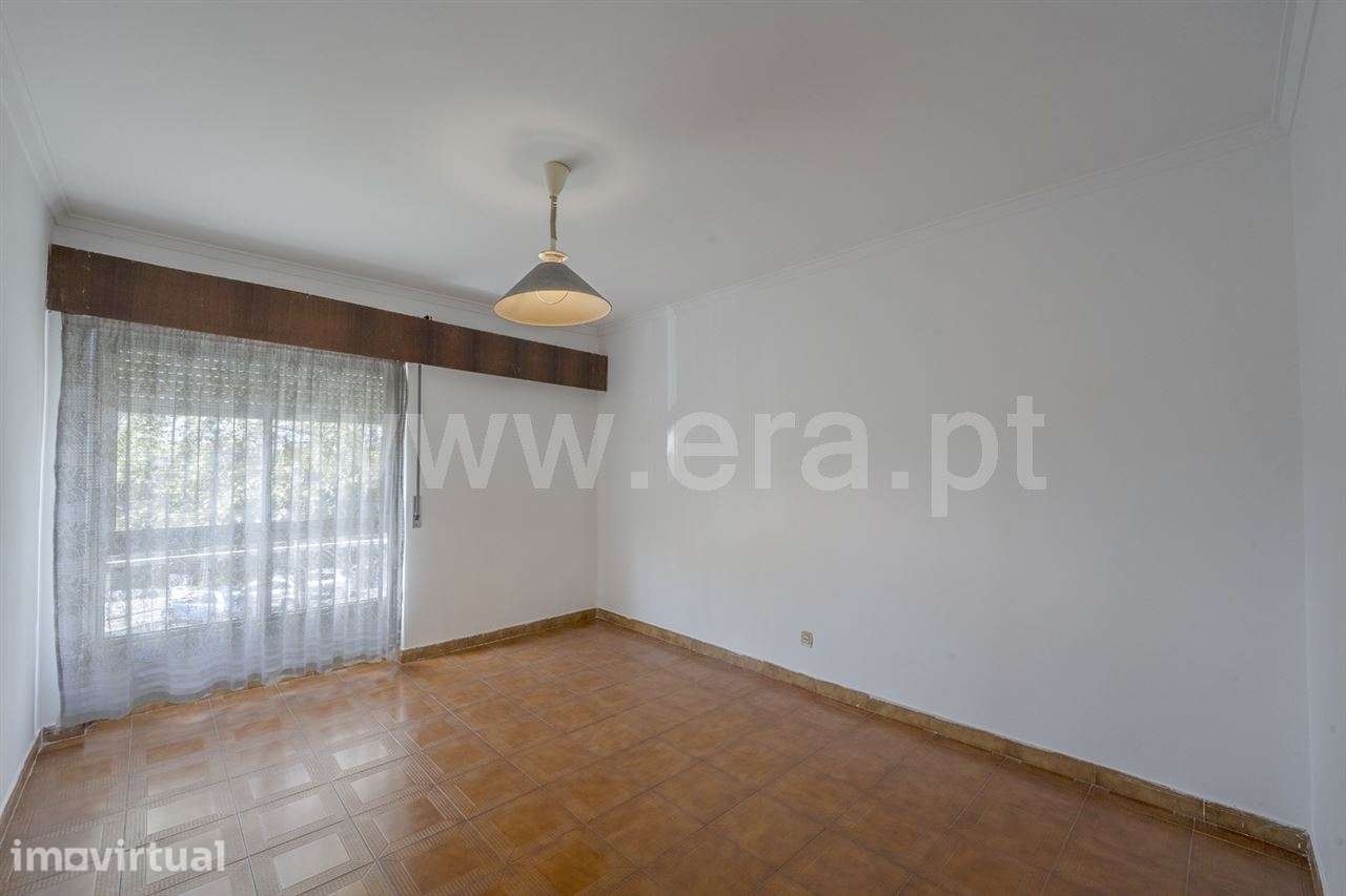 Apartamento T2; Laranjeiro - Grande imagem: 2/12