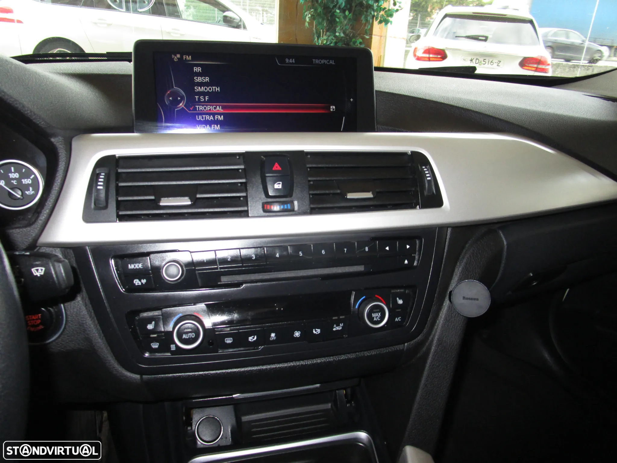 BMW 320 d Touring Aut. Sport Line - 36
