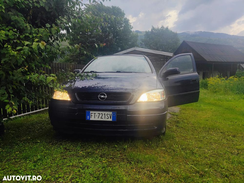 Opel Astra - 1