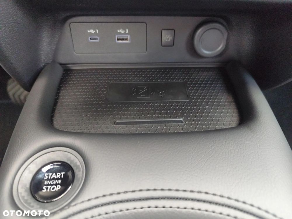 Nissan Juke 1.0 DIG-T N-Connecta DCT - 27