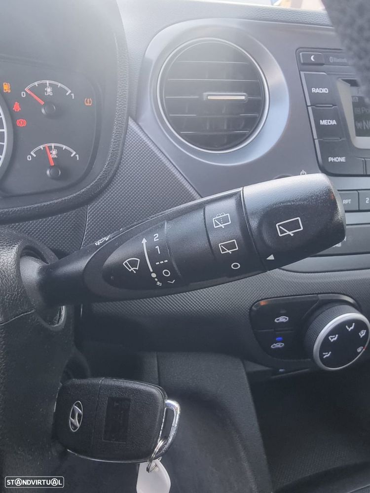 Hyundai i10 1.0 Comfort GPL - 18