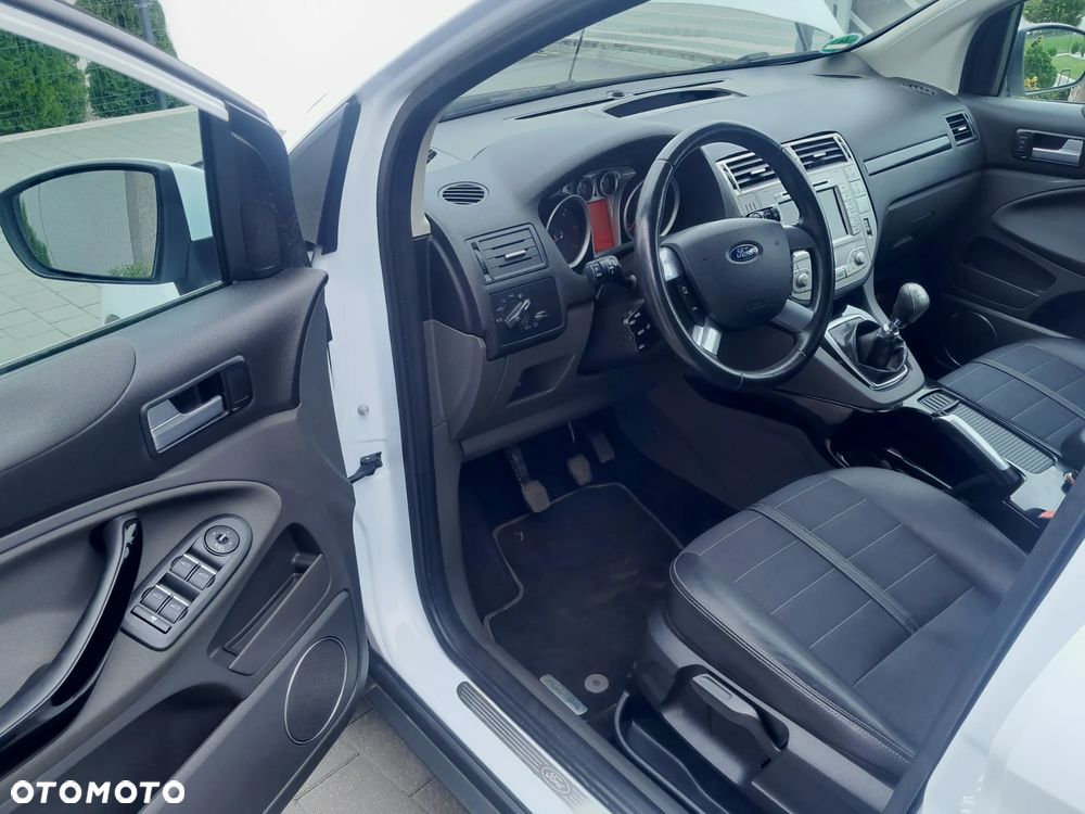 Ford Kuga 2.0 TDCi 4WD Titanium - 12