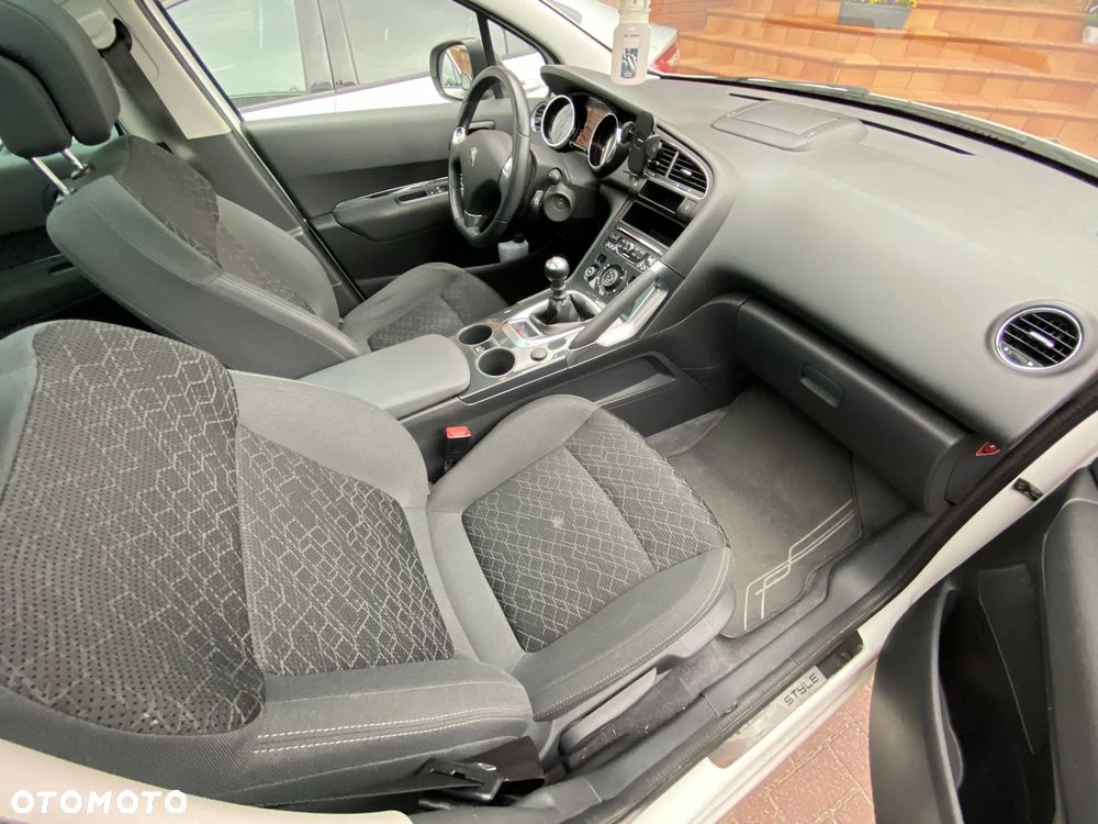 Peugeot 3008 1.2 PureTech Style - 11