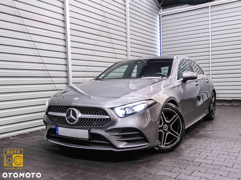 Mercedes-Benz Klasa A 200 AMG Line 7G-DCT - 3