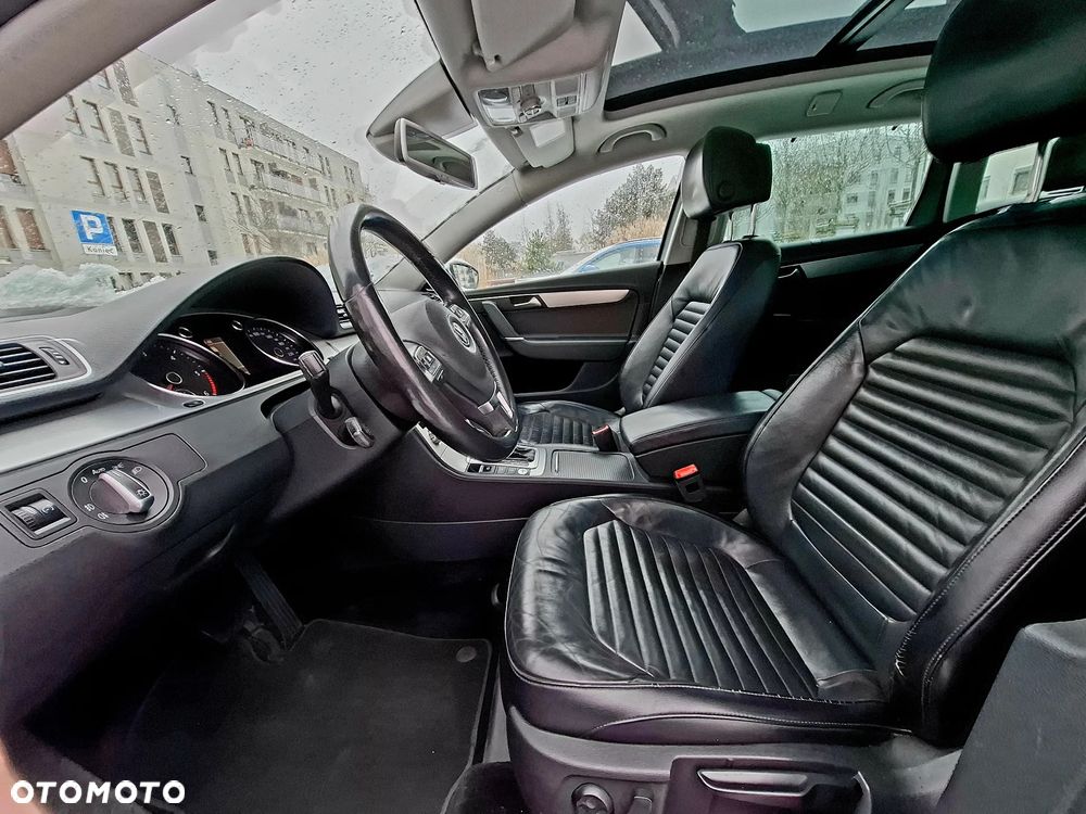 Volkswagen Passat 2.0 TDI DPF DSG Highline - 18