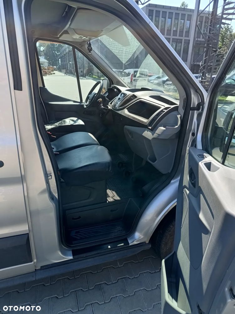 Ford Transit - 10