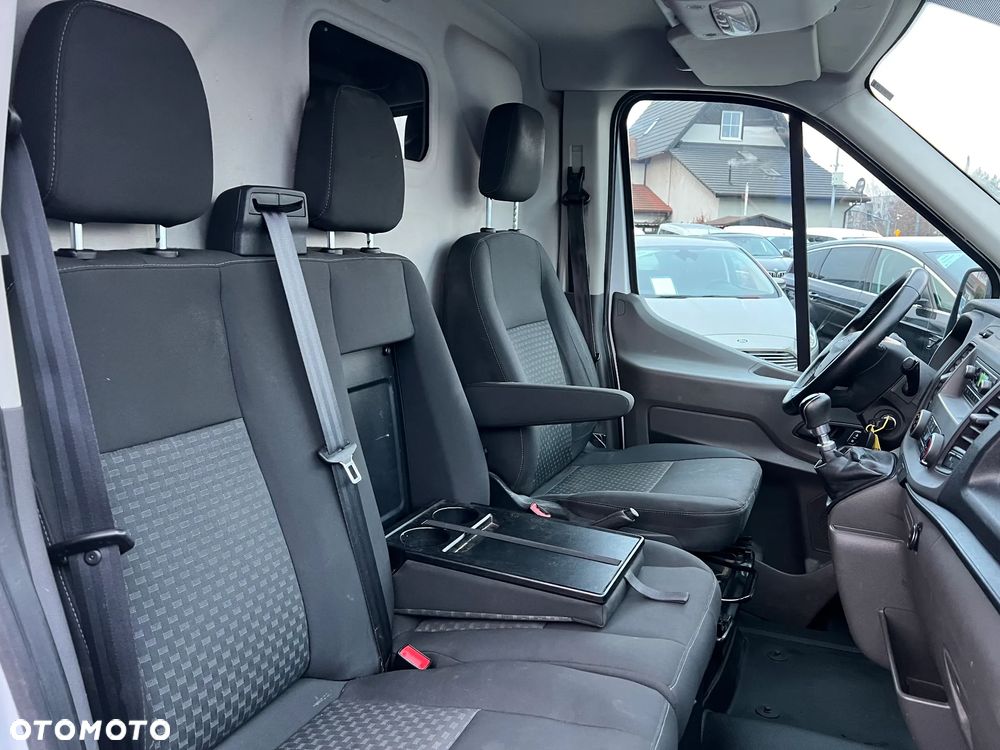 Ford Transit - 39