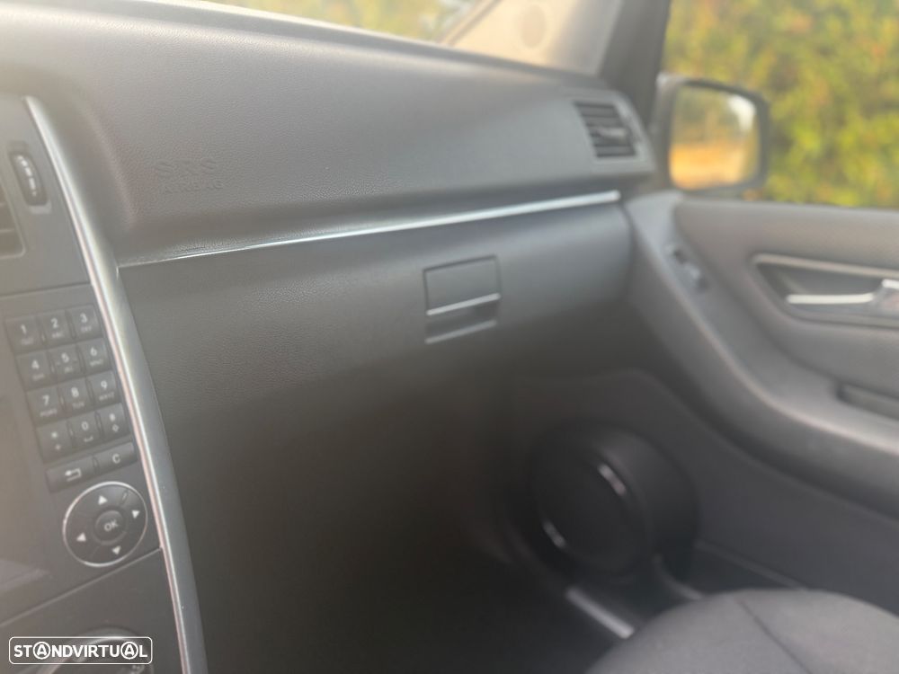 Mercedes-Benz B 180 CDi - 19