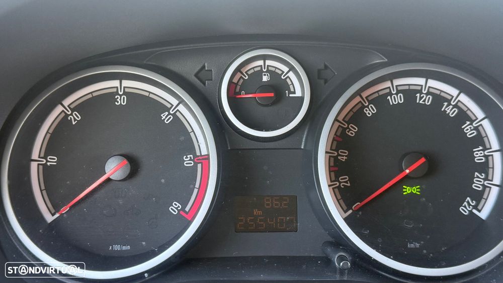 Opel Corsa - 8