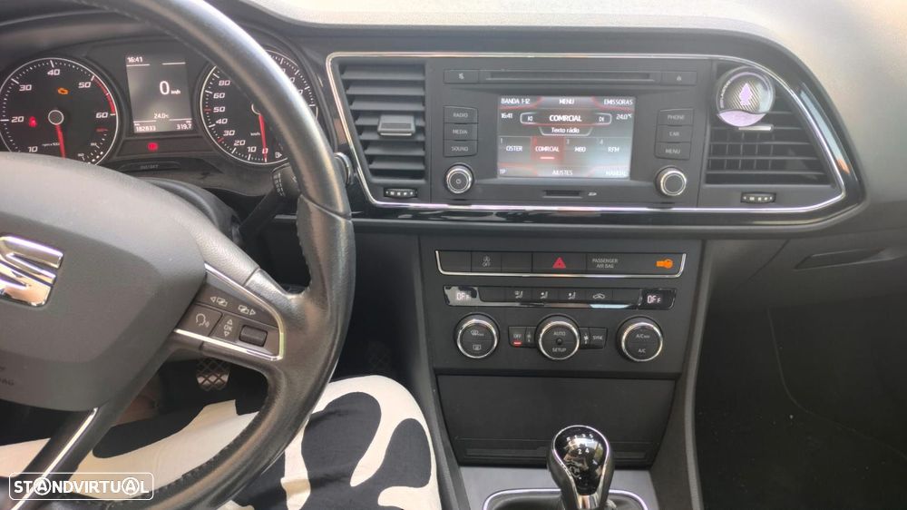 SEAT Leon 1.6 TDI DPF Ecomotive Style - 1