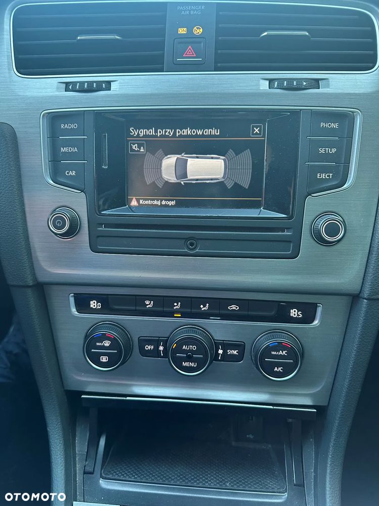 Volkswagen Golf 1.4 TSI (BlueMotion Technology) DSG Comfortline - 18