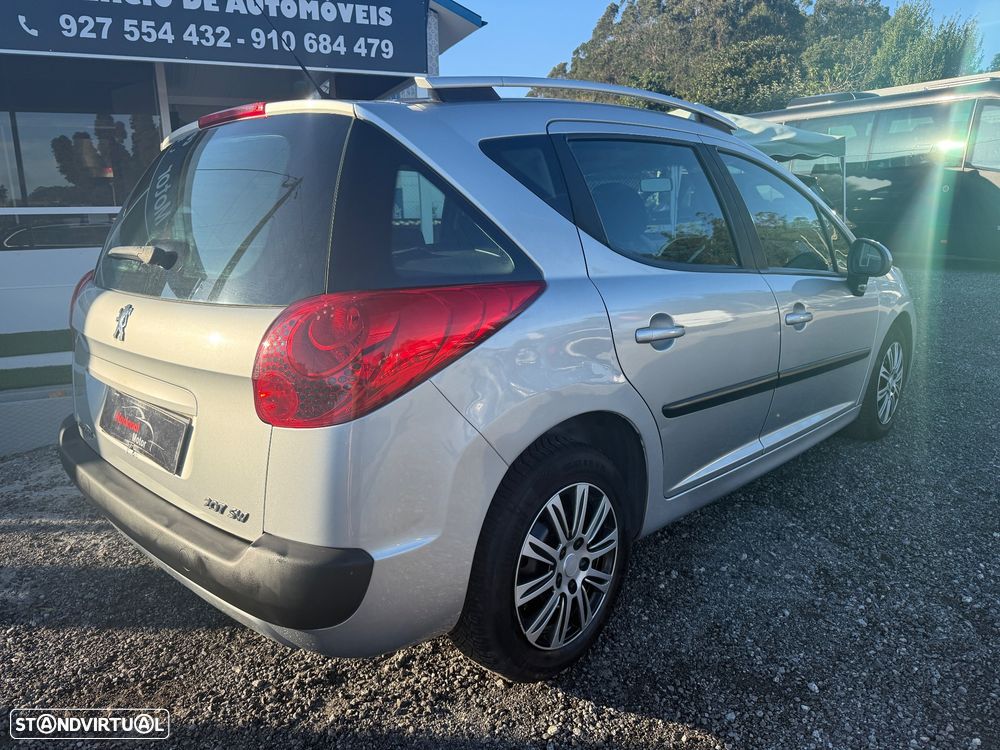 Peugeot 207 SW 1.4 Premium - 5